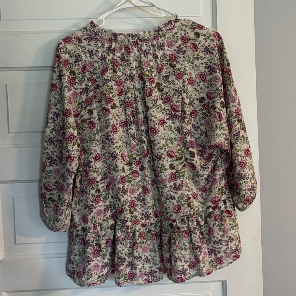 Umgee Floral Blouse in Purple and Green - Picture 4 of 4